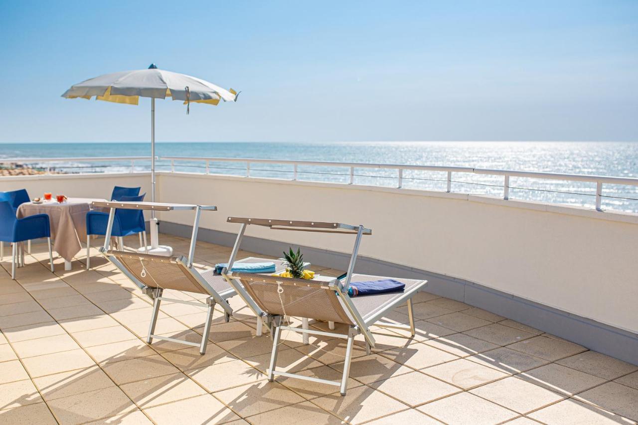 Hotel Condor Lido di Jesolo Eksteriør billede